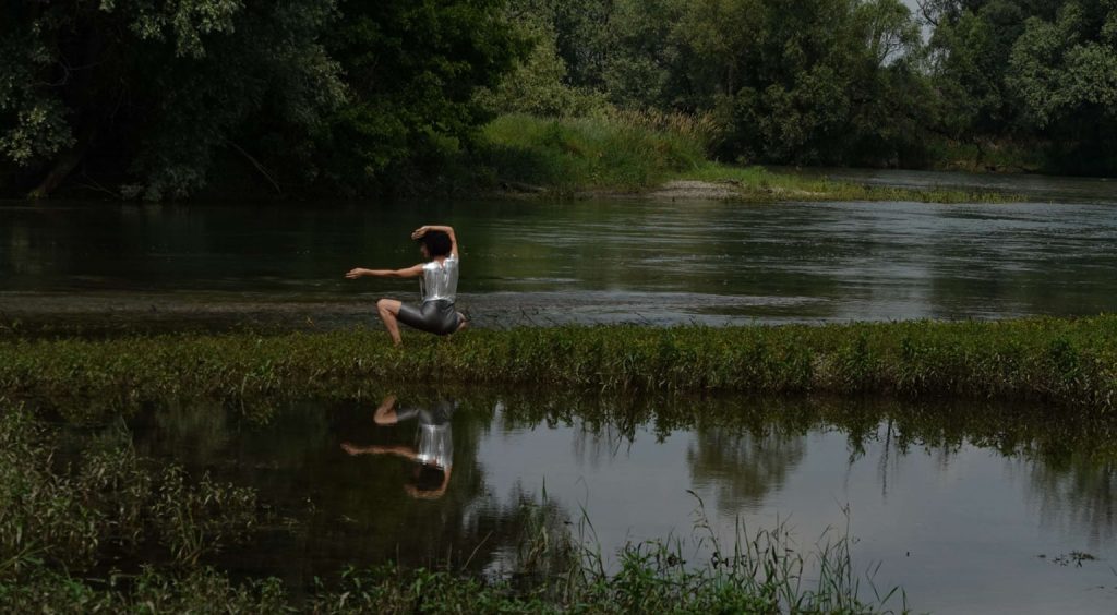 Rivières dansantes : chorégraphier avec les écosystèmes fluviaux